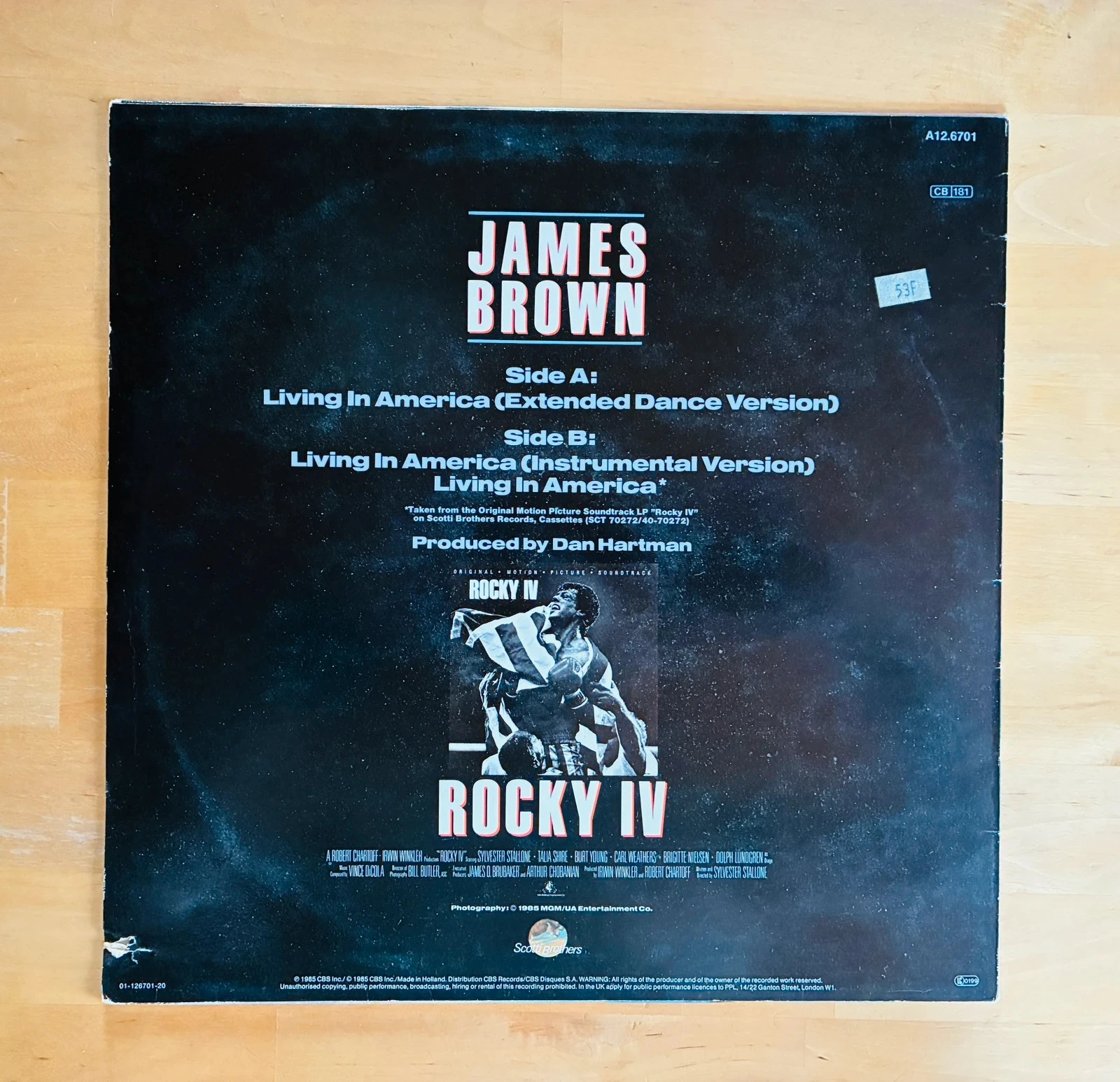Disco de vinilo maxi 45T ost Rocky IV James Brown Living in America. – photo 2